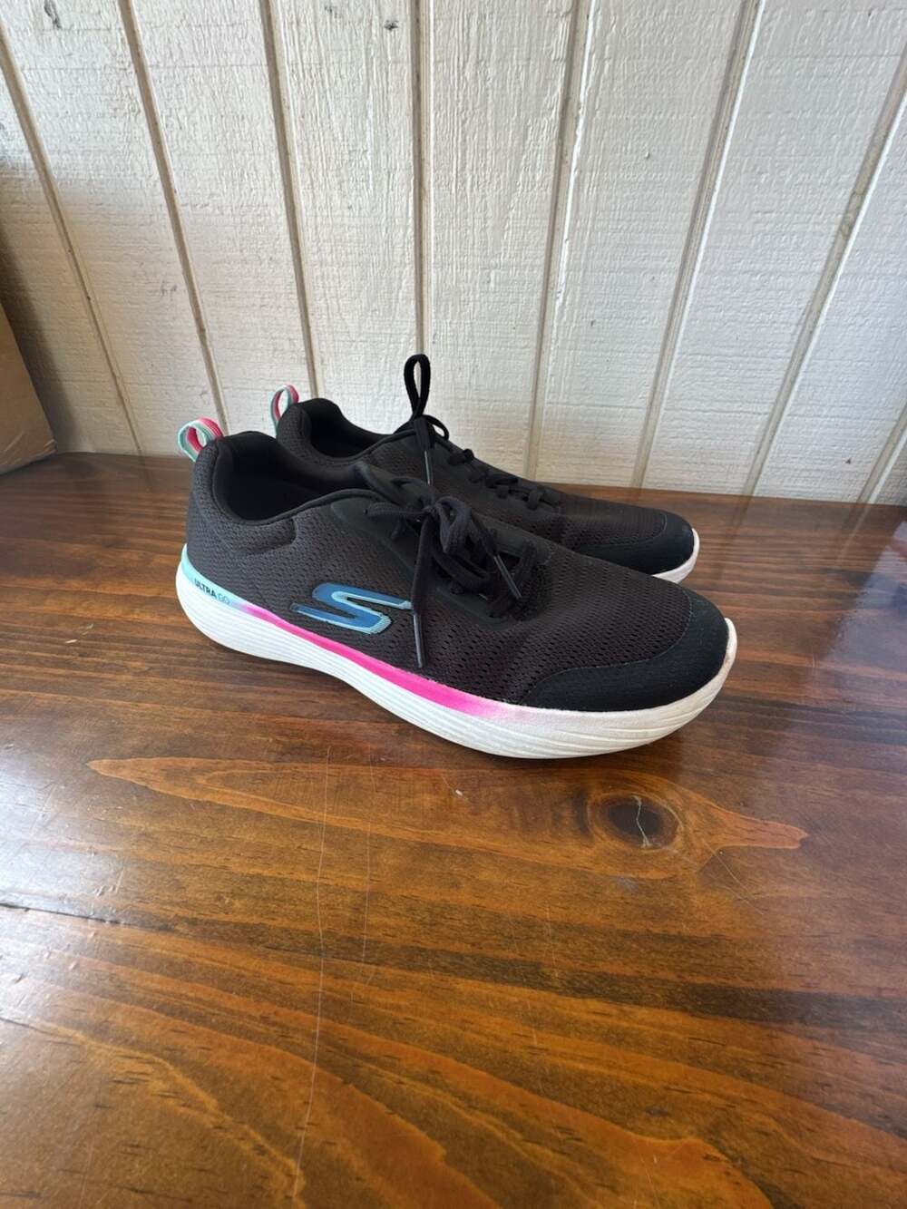 Skechers GOrun 400 V2 Black Blue Pink Ultra Go Running Shoes SN 128190 Women's S